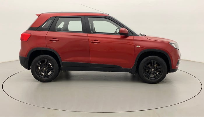 2019 Maruti Vitara Brezza ZDI, Diesel, Manual, 1,02,984 km, Right Side View