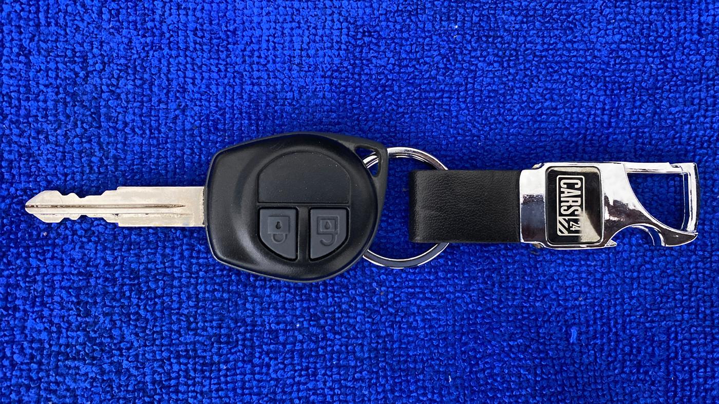 2019 Maruti Alto VXI, CNG, Manual, 30,561 km, Key Close Up