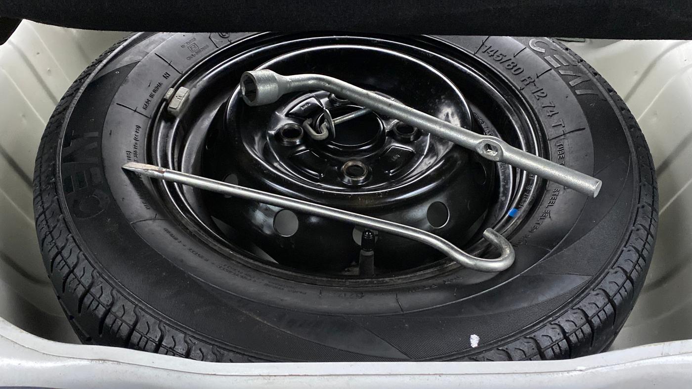 2019 Maruti Alto VXI, CNG, Manual, 30,561 km, Spare Tyre