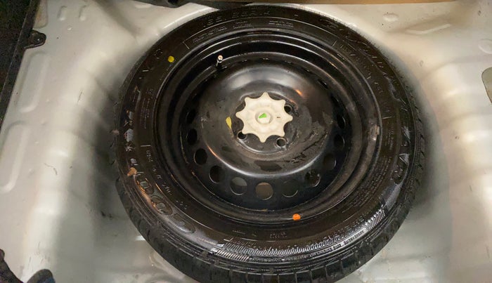 2015 Hyundai Grand i10 ASTA AT 1.2 KAPPA VTVT, Petrol, Automatic, 1,10,957 km, Spare Tyre