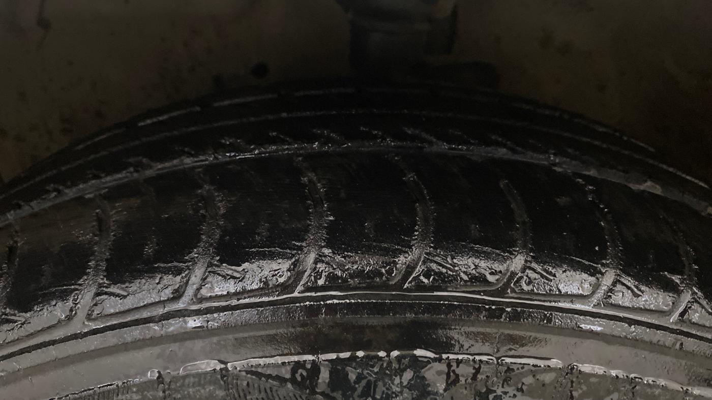 2017 Maruti Celerio ZXI AMT (O), Petrol, Automatic, 50,689 km, Left Front Tyre Tread