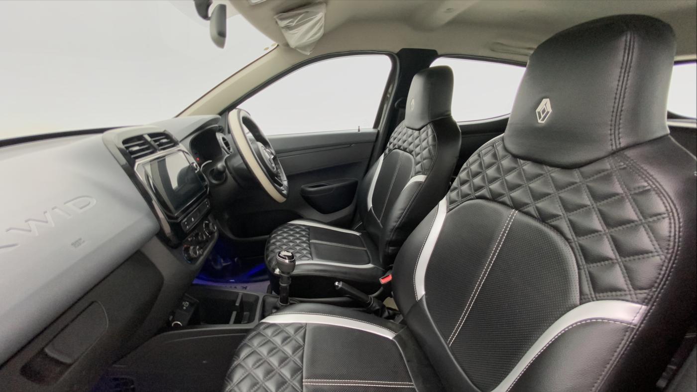 2020 Renault Kwid 1.0 RXT Opt, Petrol, Manual, 13,962 km, Right Side Front Door Cabin