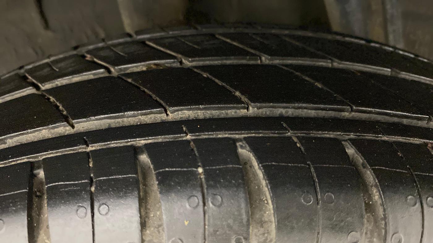 2020 Renault Kwid 1.0 RXT Opt, Petrol, Manual, 13,962 km, Right Rear Tyre Tread