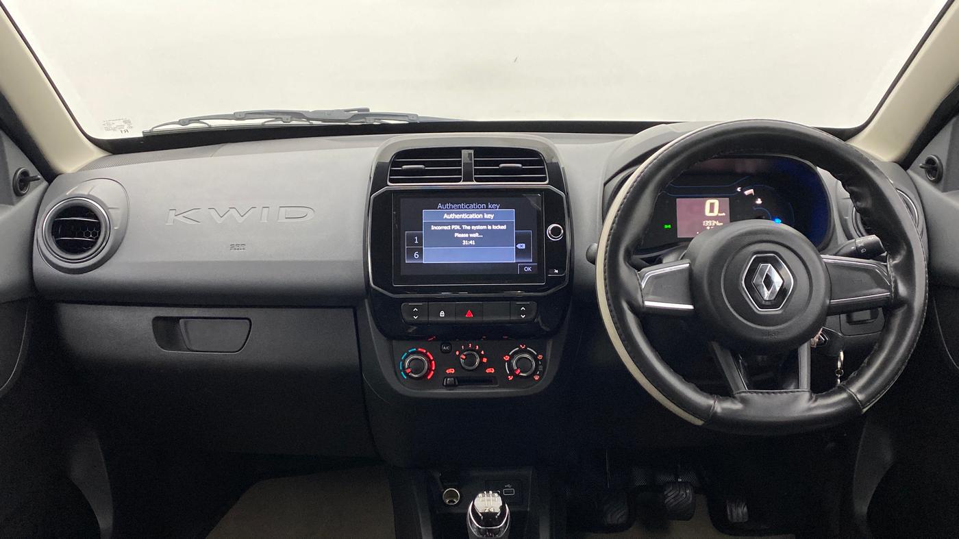 2020 Renault Kwid 1.0 RXT Opt, Petrol, Manual, 13,962 km, Dashboard