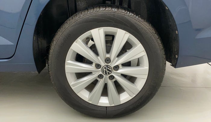 2023 Volkswagen VIRTUS HIGHLINE TSI 1.0 AT, Petrol, Automatic, 10,846 km, Left Rear Wheel