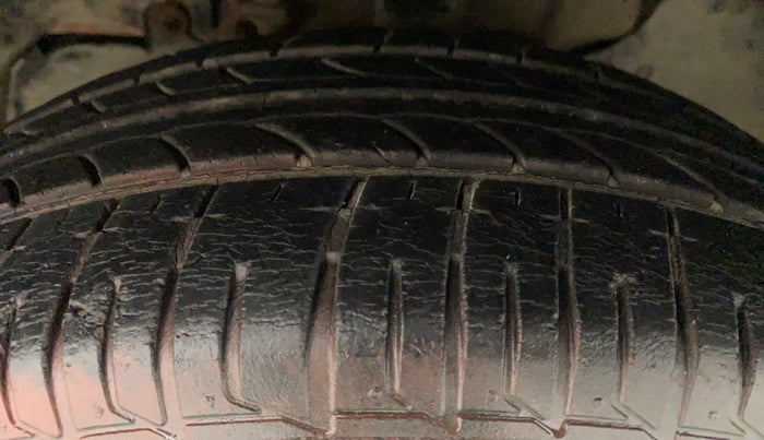 2017 Tata Tiago XT PETROL, Petrol, Manual, 51,508 km, Left Front Tyre Tread