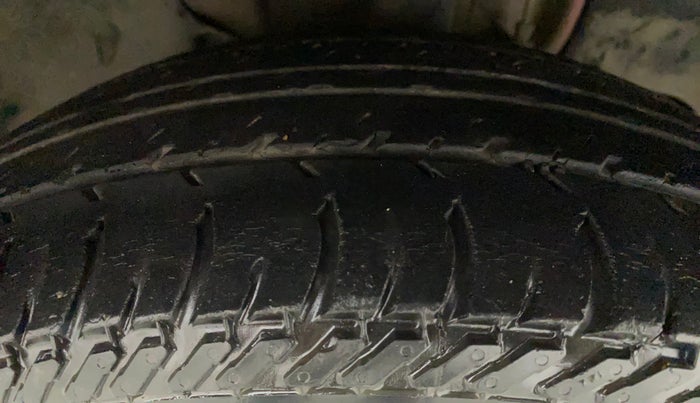 2017 Tata Tiago XT PETROL, Petrol, Manual, 51,508 km, Right Front Tyre Tread