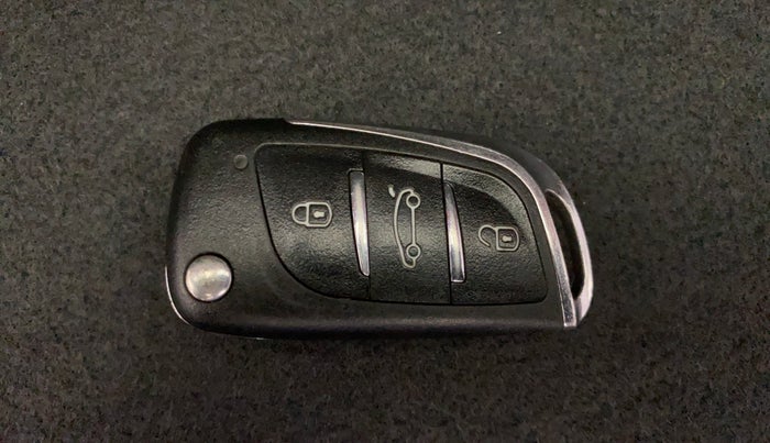 2019 Tata Tiago XM DIESEL, Diesel, Manual, 88,727 km, Key Close Up