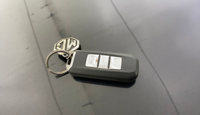 2020 MG HECTOR PLUS SHARP 1.5 PETROL TURBO DCT 6-STR, Petrol, Automatic, 60,375 km, Key Close Up