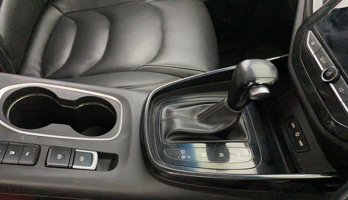 2020 MG HECTOR PLUS SHARP 1.5 PETROL TURBO DCT 6-STR, Petrol, Automatic, 60,375 km, Gear Lever