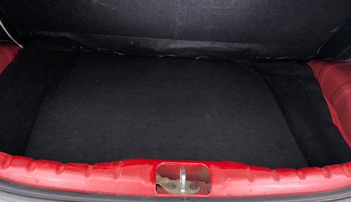 2018 Hyundai Eon ERA PLUS, Petrol, Manual, 14,571 km, Boot Inside