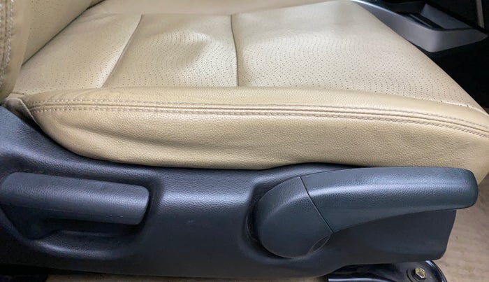 2017 Honda City 1.5L I-VTEC VX, Petrol, Manual, 42,958 km, Driver Side Adjustment Panel