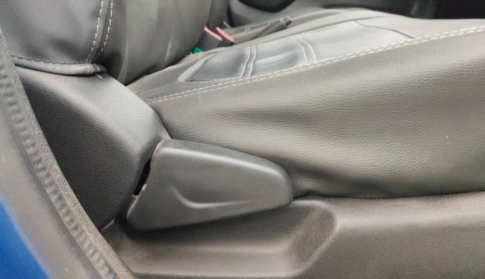 2019 Renault Kwid CLIMBER 1.0 AMT, Petrol, Automatic, 14,060 km, Driver Side Adjustment Panel