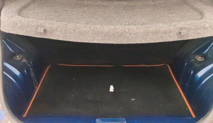 2019 Renault Kwid CLIMBER 1.0 AMT, Petrol, Automatic, 14,060 km, Boot Inside