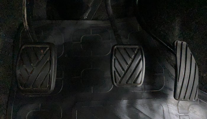 2014 Maruti Wagon R 1.0 LXI CNG, CNG, Manual, 67,490 km, Pedals