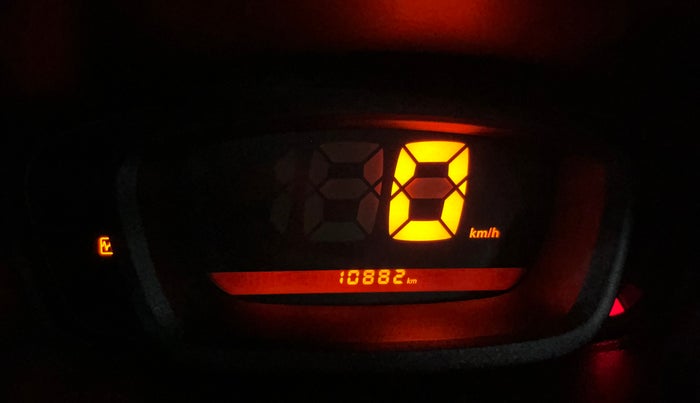2016 Renault Kwid RXT 0.8, Petrol, Manual, 10,868 km, Odometer Image