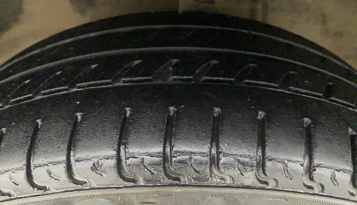 2018 Maruti Alto K10 VXI, Petrol, Manual, 24,278 km, Left Front Tyre Tread