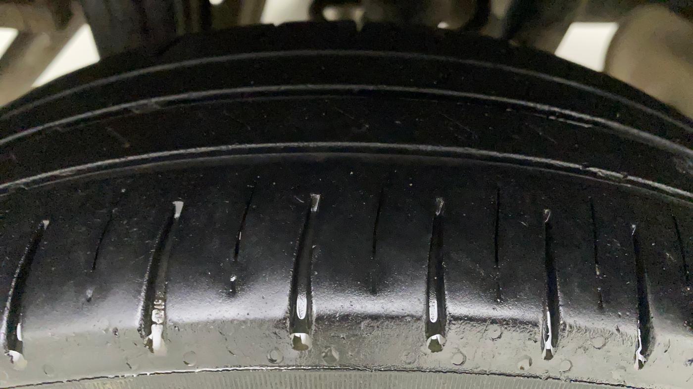 2018 Maruti Alto K10 VXI, Petrol, Manual, 24,278 km, Right Rear Tyre Tread
