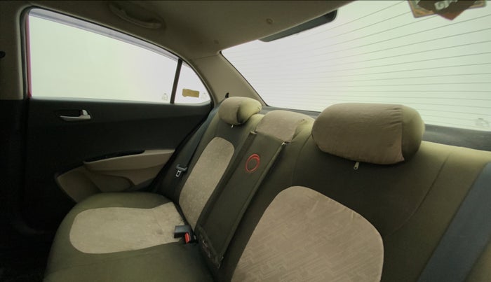 2014 Hyundai Xcent SX 1.2 (O), CNG, Manual, 80,704 km, Right Side Rear Door Cabin