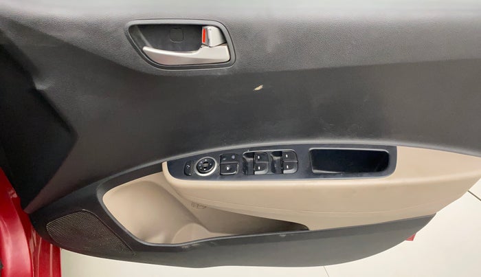 2014 Hyundai Xcent SX 1.2 (O), CNG, Manual, 80,704 km, Driver Side Door Panels Control