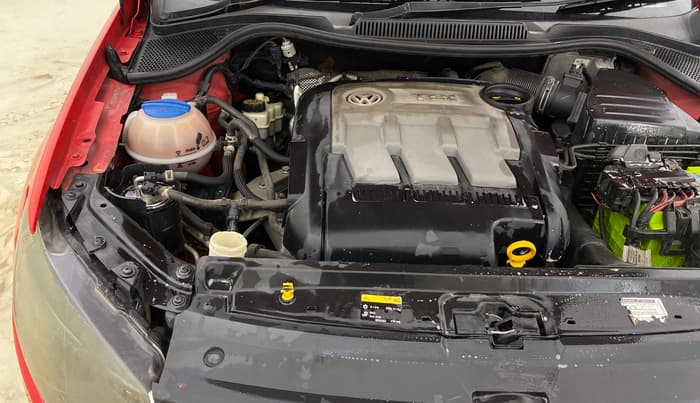 2014 Volkswagen Polo HIGHLINE DIESEL, Diesel, Manual, 66,378 km, Engine View - Right