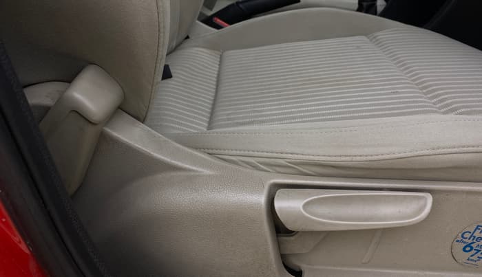 2014 Volkswagen Polo HIGHLINE DIESEL, Diesel, Manual, 66,378 km, Driver Side Adjustment Panel