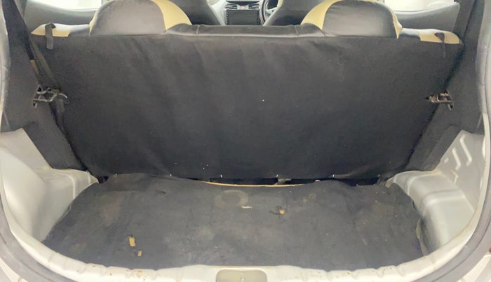 2015 Hyundai Eon ERA +, Petrol, Manual, 93,621 km, Boot Inside