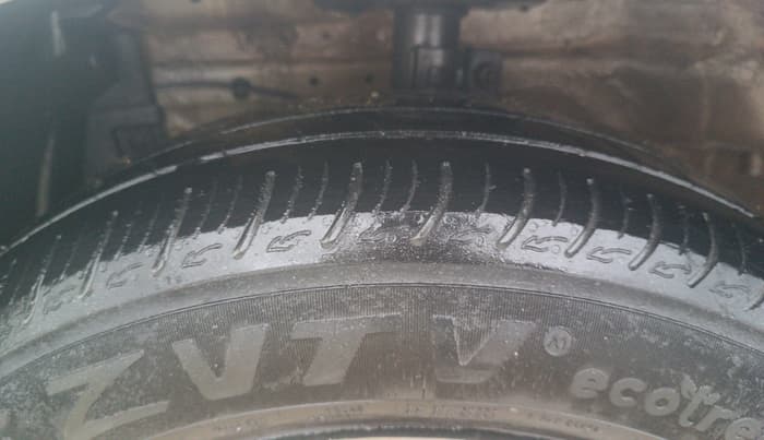 2017 Maruti Ertiga VDI SHVS, Diesel, Manual, 1,07,283 km, Left Front Tyre Tread