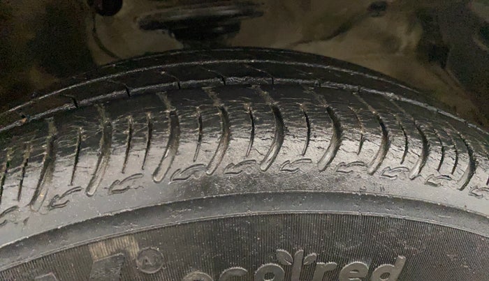 2020 Maruti S PRESSO VXI, Petrol, Manual, 66,610 km, Right Front Tyre Tread