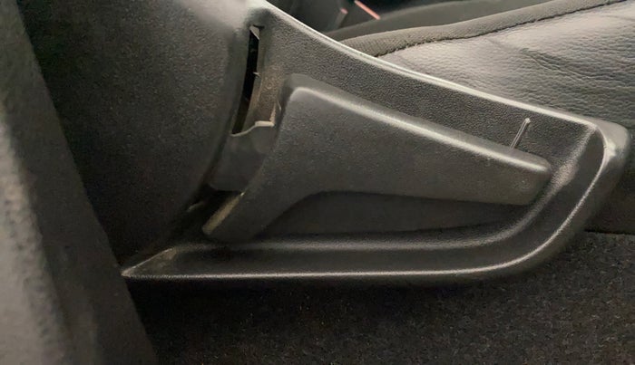 2020 Maruti S PRESSO VXI, Petrol, Manual, 66,610 km, Driver Side Adjustment Panel