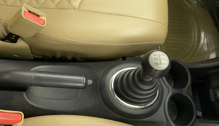 2015 Honda Amaze 1.2L I-VTEC S, Petrol, Manual, 78,103 km, Gear Lever