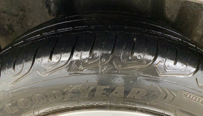 2015 Honda Amaze 1.2L I-VTEC S, Petrol, Manual, 78,103 km, Right Rear Tyre Tread
