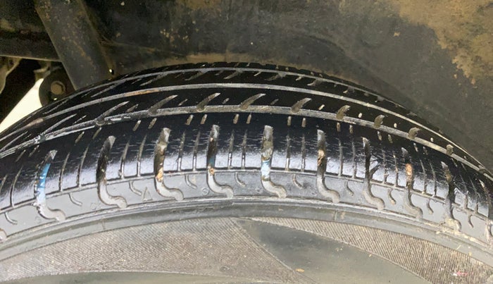 2017 Maruti Wagon R 1.0 VXI, Petrol, Manual, 72,754 km, Right Rear Tyre Tread