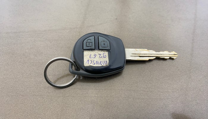 2017 Maruti Wagon R 1.0 VXI, Petrol, Manual, 72,754 km, Key Close Up