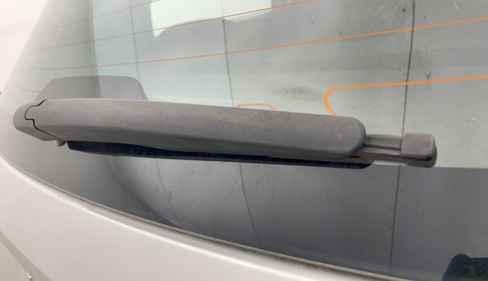 2017 Ford New Figo TITANIUM1.5 DIESEL, Diesel, Manual, 97,482 km, Rear Wiper