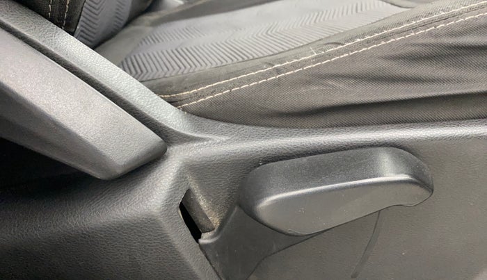 2017 Ford New Figo TITANIUM1.5 DIESEL, Diesel, Manual, 97,482 km, Driver Side Adjustment Panel
