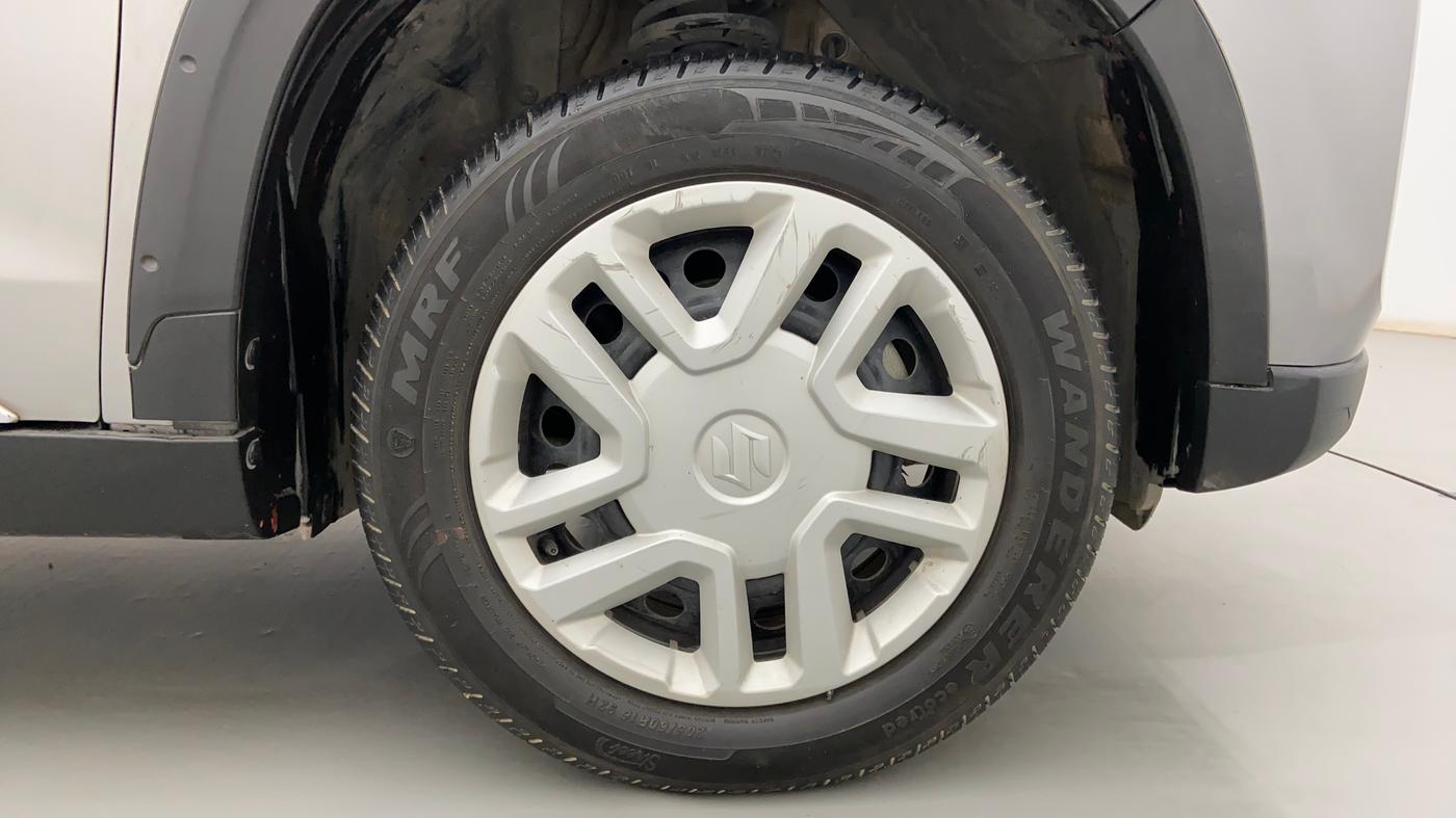 2021 Maruti Vitara Brezza VXI AT SHVS, Petrol, Automatic, 18,327 km, Right Front Wheel