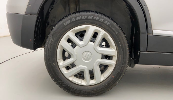 2021 Maruti Vitara Brezza VXI AT SHVS, Petrol, Automatic, 18,327 km, Right Rear Wheel