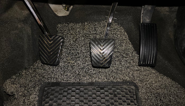 2023 Hyundai NEW I20 MAGNA 1.2 MT, Petrol, Manual, 53,873 km, Pedals