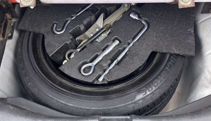 2017 Honda WR-V 1.2 i-VTEC VX MT, CNG, Manual, 60,516 km, Spare Tyre