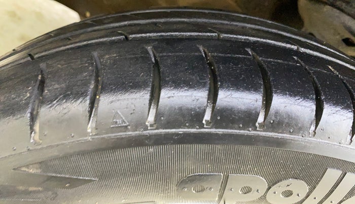 2014 Maruti Wagon R 1.0 VXI, Petrol, Manual, 54,851 km, Left Front Tyre Tread