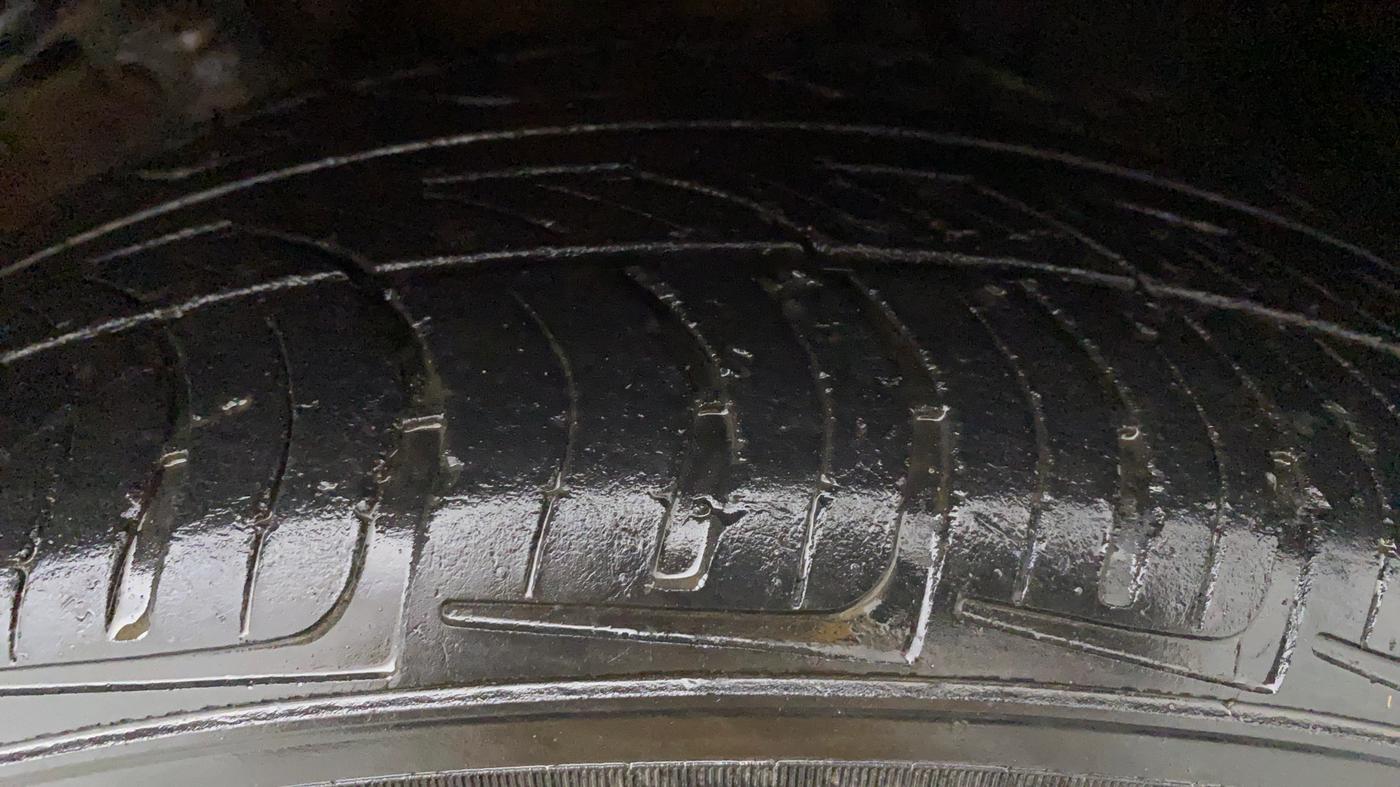 2019 Hyundai Verna 1.6 SX VTVT (O), Petrol, Manual, 32,226 km, Left Front Tyre Tread