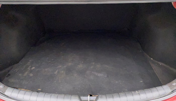 2019 Hyundai Verna 1.6 SX VTVT (O), Petrol, Manual, 32,226 km, Boot Inside