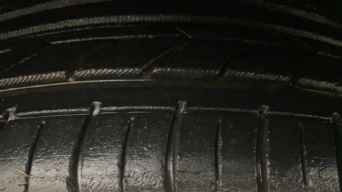 2020 Maruti Swift VXI AMT, Petrol, Automatic, 39,595 km, Left Front Tyre Tread