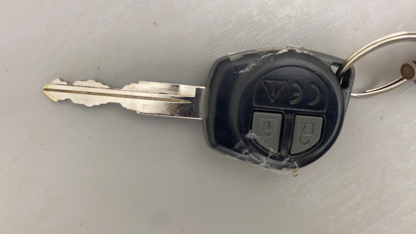 2020 Maruti Swift VXI AMT, Petrol, Automatic, 39,595 km, Key Close Up