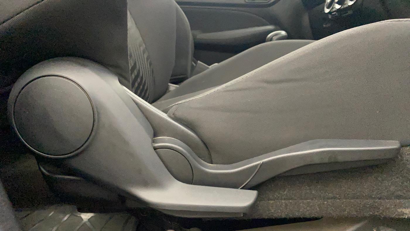 2020 Maruti Swift VXI AMT, Petrol, Automatic, 39,595 km, Driver Side Adjustment Panel