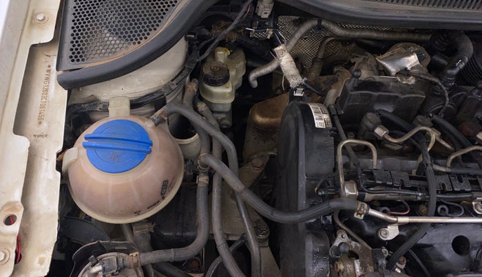 2012 Volkswagen Polo TRENDLINE 1.2L DIESEL, Diesel, Manual, 86,141 km, Engine View - Right