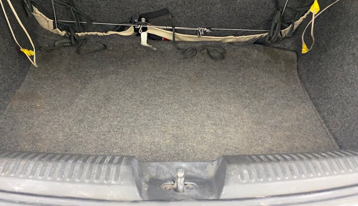 2012 Volkswagen Polo TRENDLINE 1.2L DIESEL, Diesel, Manual, 86,141 km, Boot Inside