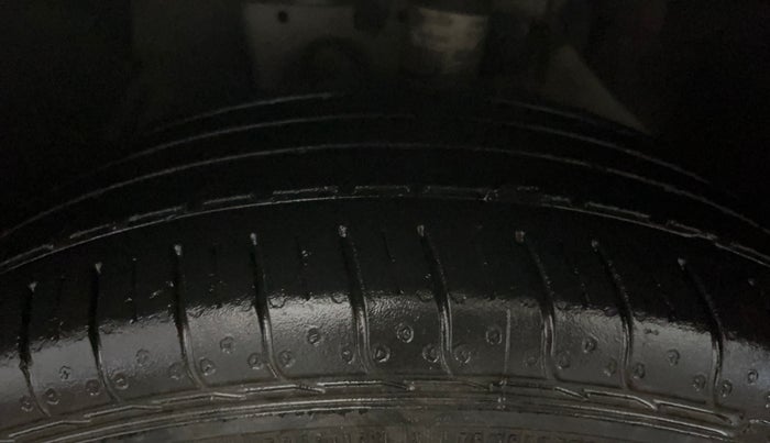 2018 Ford Ecosport AMBIENTE 1.5L PETROL, Petrol, Manual, 83,510 km, Left Front Tyre Tread