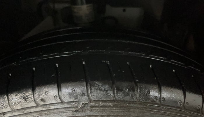 2018 Ford Ecosport AMBIENTE 1.5L PETROL, Petrol, Manual, 83,510 km, Right Front Tyre Tread